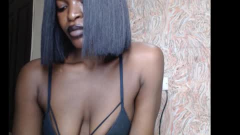 sweetxxboobsx online show from September 22, 2025, 12:45 am