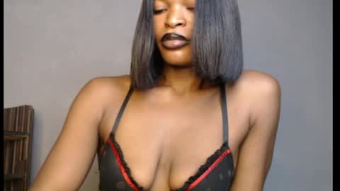 sweetxxboobsx online show from April 14, 2026, 8:20 am