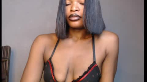 sweetxxboobsx online show from April 21, 2026, 8:42 am