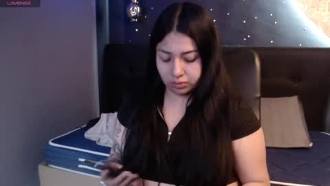 Ashley 3 online show from January 30, 2025, 11:44 am