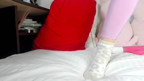 Mia online show from January 12, 2025, 5:11 pm