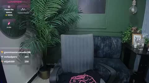 Emma online show from September 28, 2025, 1:16 pm