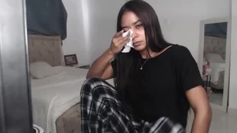 yaya online show from September 10, 2025, 1:00 pm