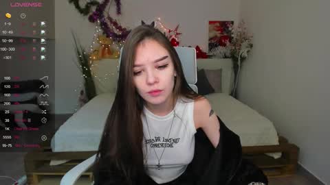 sweetydeviliya online show from January 9, 2026, 1:47 pm