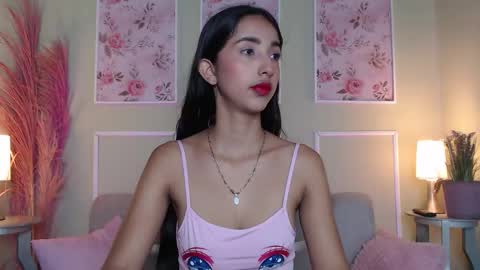 LAURA online show from December 2, 2025, 11:26 am