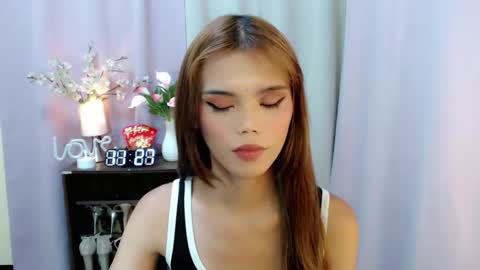 Snapshot of sweetytrannygirlxx chatting on September 14, 2025, 3:27 am Megan online show from September 14, 2025, 3:27 am