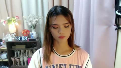 Snapshot of sweetytrannygirlxx chatting on January 15, 2026, 5:01 am Megan online show from January 15, 2026, 5:01 am