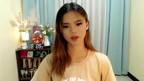 Snapshot of sweetytrannygirlxx chatting on April 6, 2026, 12:06 pm Megan online show from April 6, 2026, 12:06 pm