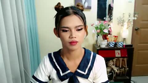 Snapshot of sweetytrannygirlxx chatting on May 5, 2026, 4:20 am Megan online show from May 5, 2026, 4:20 am