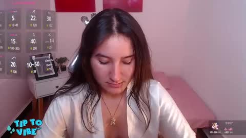 Catalina online show from February 11, 2025, 1:52 am