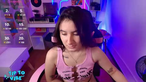 Catalina online show from March 10, 2025, 12:04 pm