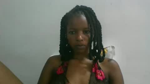 sweetz_candice online show from October 17, 2025, 9:12 am