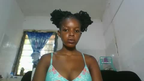 sweetz_candice online show from January 19, 2026, 11:36 am