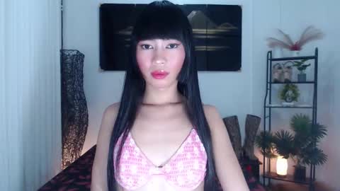 sweetzia online show from September 10, 2025, 2:22 am