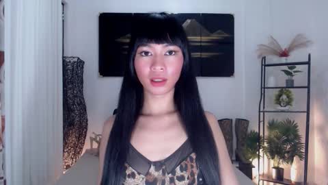 sweetzia online show from September 17, 2025, 3:46 pm