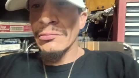 Snapshot of sweezybrown1 chatting on August 9, 2026, 3:08 am MR. SWEEZY online show from August 9, 2026, 3:08 am