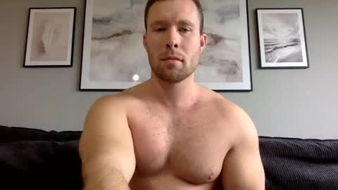 swekingxx online show from February 25, 2025, 10:37 am