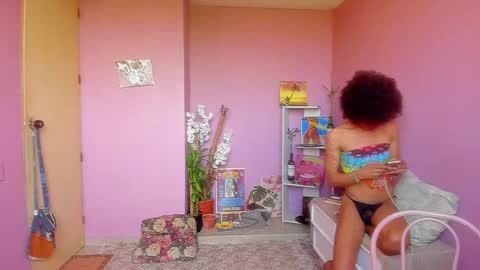 swettcabol online show from December 18, 2024, 8:25 pm