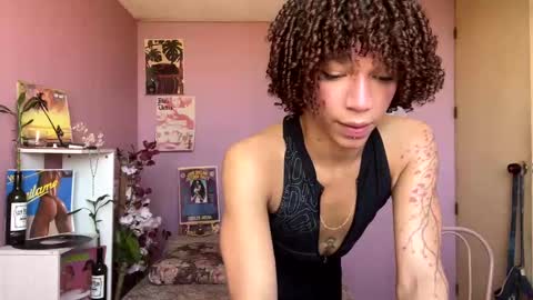 swettcabol online show from February 22, 2025, 4:51 pm