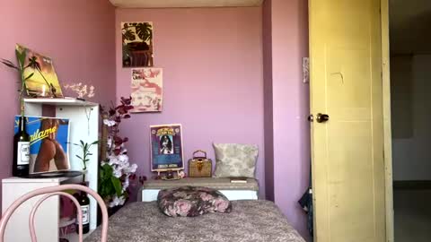 swettcabol online show from February 23, 2025, 4:24 pm