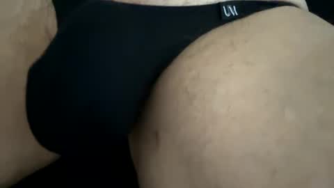 swimjock92262 online show from September 22, 2025, 7:27 pm