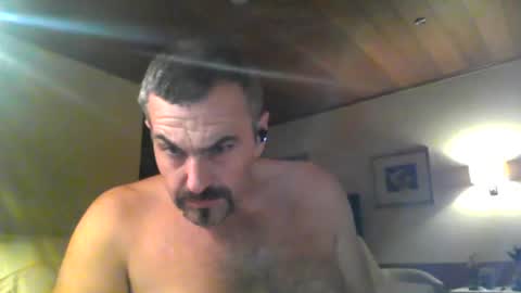 swinger_men_austria online show from October 20, 2025, 9:59 pm