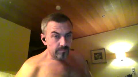 swinger_men_austria online show from October 21, 2025, 7:47 pm
