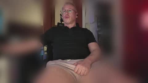 Snapshot of switchdean chatting on March 12, 2026, 1:34 am Switch online show from March 12, 2026, 1:34 am