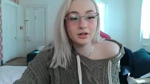 Snapshot of switchykitty chatting on February 5, 2026, 2:54 pm ashley blayde online show from February 5, 2026, 2:54 pm