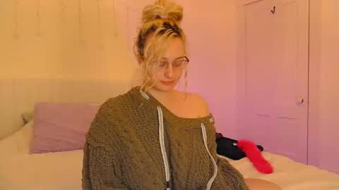 Snapshot of switchykitty chatting on March 2, 2026, 4:47 am ashley blayde online show from March 2, 2026, 4:47 am