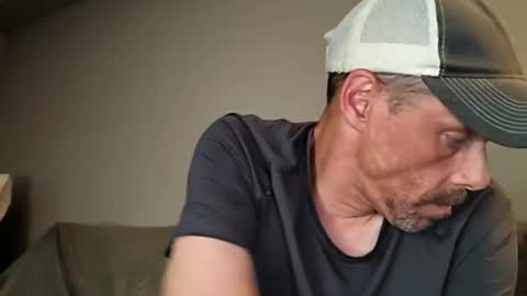 Snapshot of swontguy2025 chatting on September 11, 2025, 3:39 am swontguy2025 online show from September 11, 2025, 3:39 am