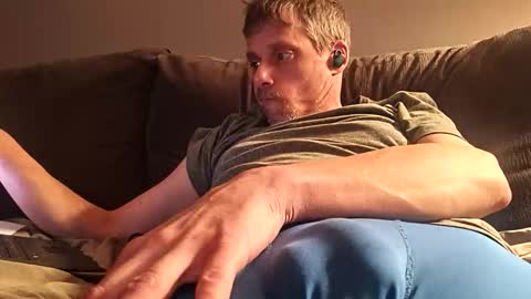 Snapshot of swontguy2025 chatting on March 5, 2026, 11:06 am swontguy2025 online show from March 5, 2026, 11:06 am