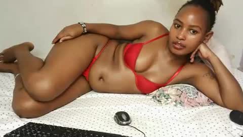 swt_bby online show from April 29, 2026, 5:55 am