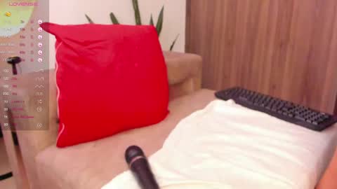 Ambar online show from February 20, 2025, 9:31 pm