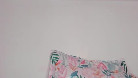 Lilly  online show from September 27, 2025, 7:52 pm