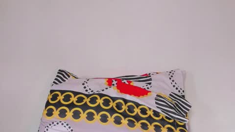 Lilly  online show from October 11, 2025, 7:34 pm