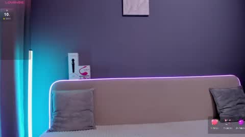 Ana online show from September 21, 2025, 3:30 am