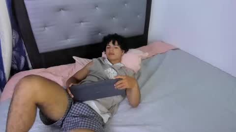 swwet_boy online show from January 9, 2025, 1:08 am