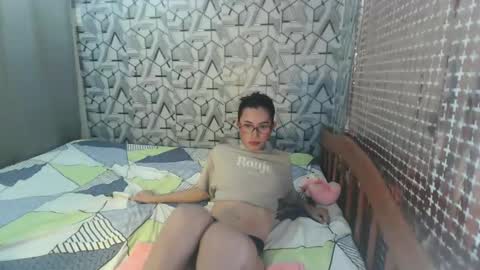 sydnyxox1 online show from January 9, 2026, 2:14 am