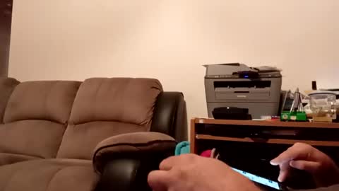 sykotc123292960 online show from October 18, 2025, 5:57 pm