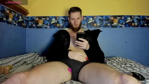 sylarfit9 online show from December 31, 2024, 1:52 pm