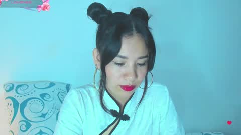 sylphy17 online show from February 13, 2025, 8:17 am