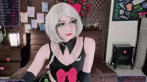 Sylvie online show from February 16, 2025, 10:10 pm