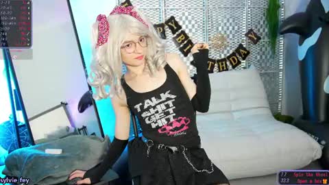 Snapshot of sylvie_fey chatting on August 2, 2026, 2:21 am Sylvie online show from August 2, 2026, 2:21 am