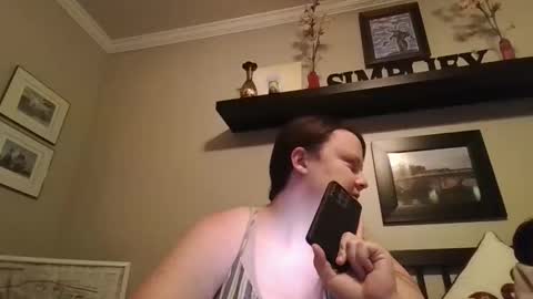 Snapshot of sylviexxxfun chatting on April 2, 2026, 1:14 am sylviexxxfun online show from April 2, 2026, 1:14 am