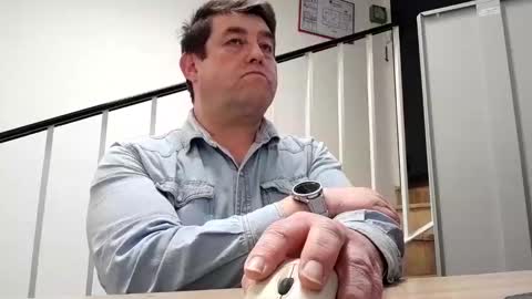 sympa_trique online show from February 12, 2025, 4:00 pm