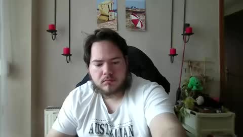 sympon1e online show from November 24, 2025, 11:10 am