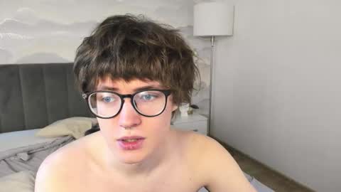 syndydels online show from March 4, 2026, 12:11 pm