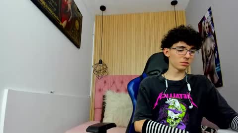 Syriussz online show from February 22, 2026, 7:23 pm