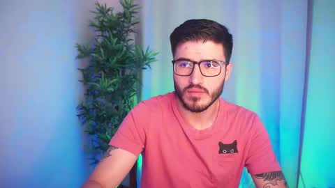 t0ny_wylie online show from November 6, 2025, 9:43 am